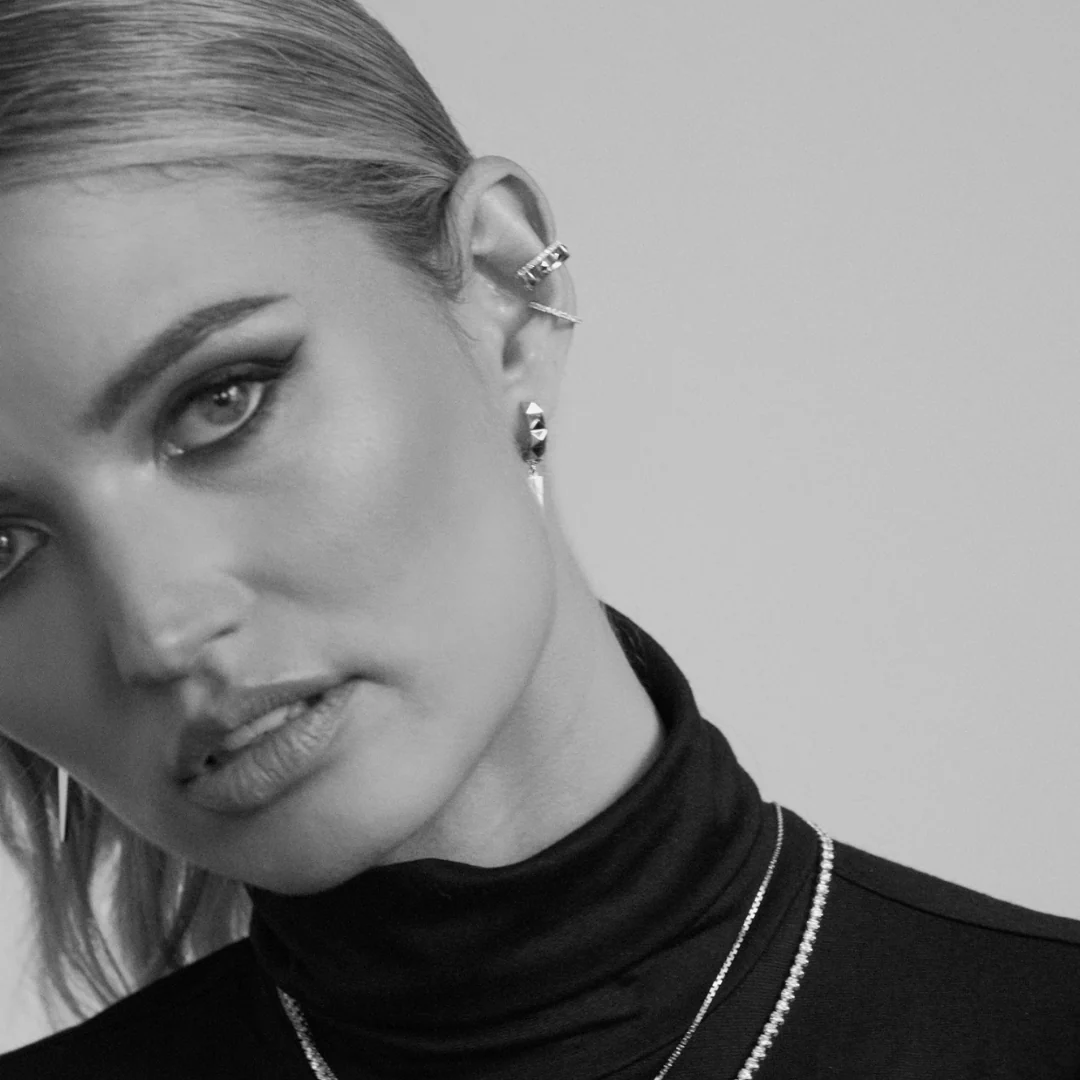 Icon Eternity Ear Cuff | 18K White Gold - Image 8