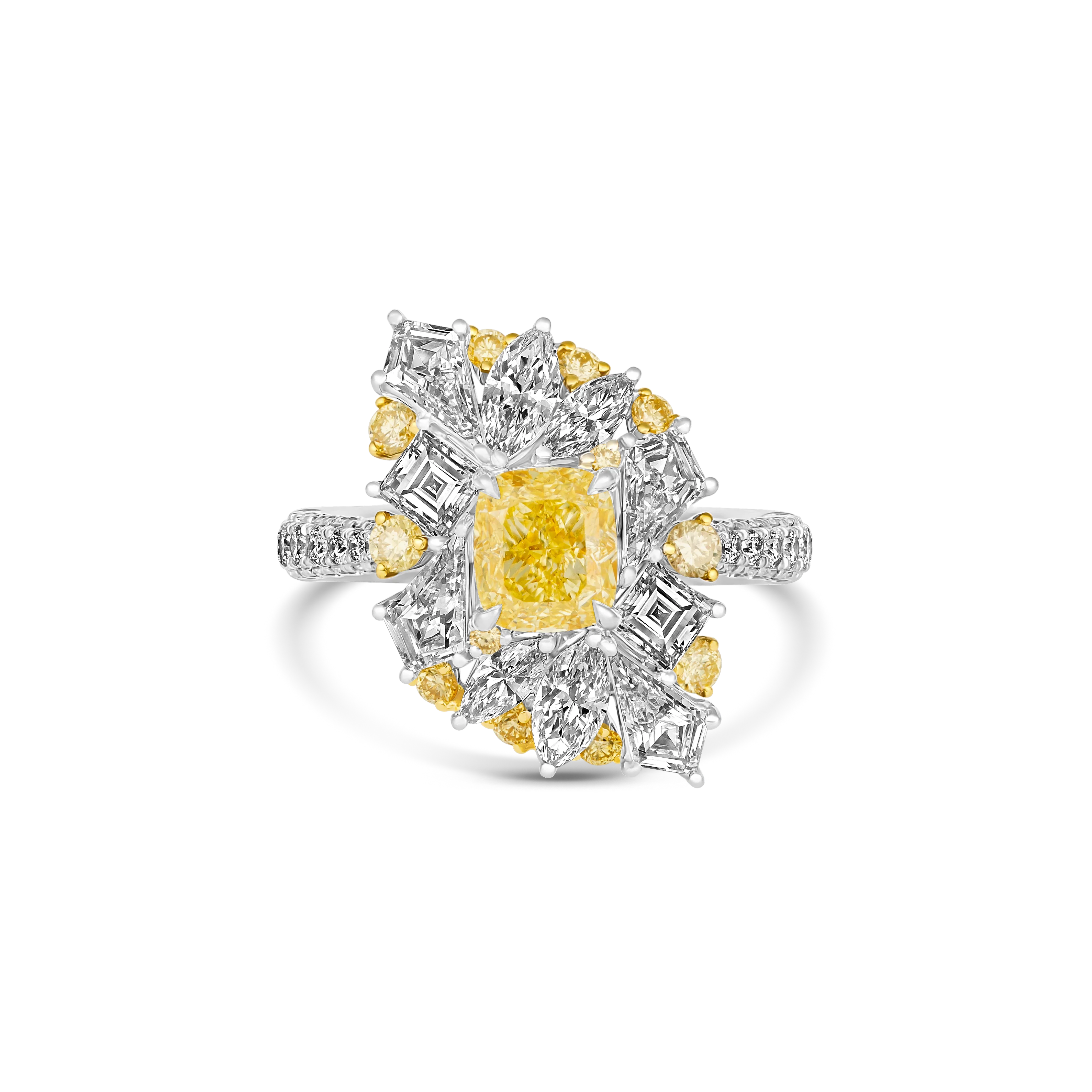 Hello Yellow Cluster Natural Diamond Ring | Platinum - Image 4