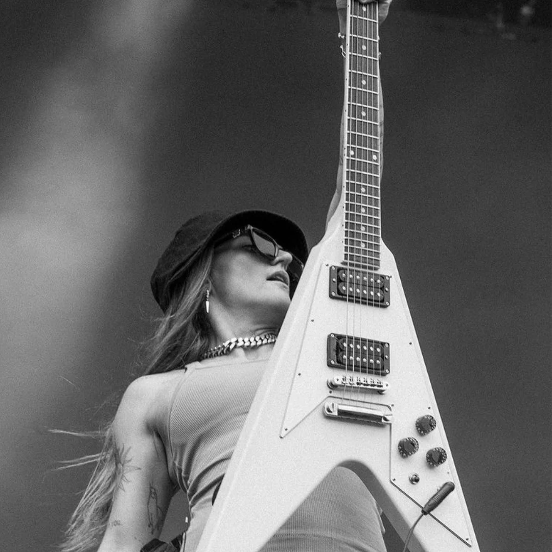 R.08® Edge Drop Earrings | White Gold - Image 5